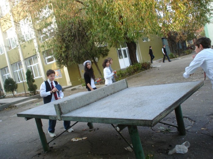 x. A ` castiga` este` totul?...