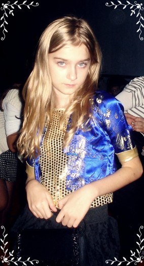 x. Ce`-ai` ziis`?...