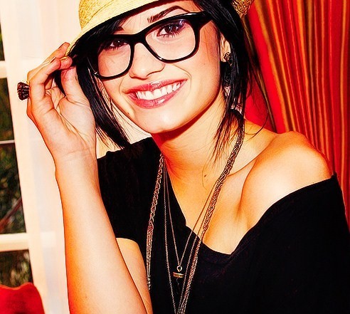 DA :X!! ea si drew sunt foarte incantati :X!! asteapta cu nerabdare acest copil :X