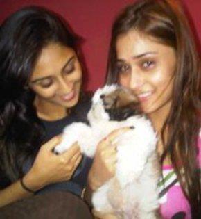 Sara Khan in Love [235]