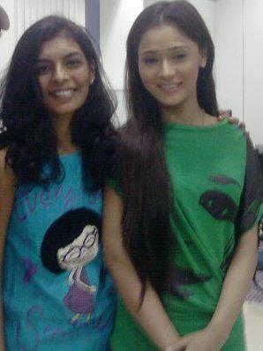 Sara Khan in Love [251]