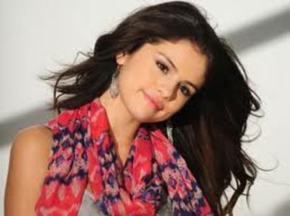 Hmmmm...........mai mult de cat perfecta!!!!!!!!!!arati minunat!!