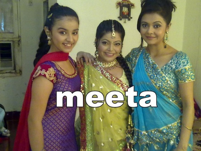 390756_340292722654977_113940978623487_1630344_2031994208_n - Gulabo - Diya Bhatnagar