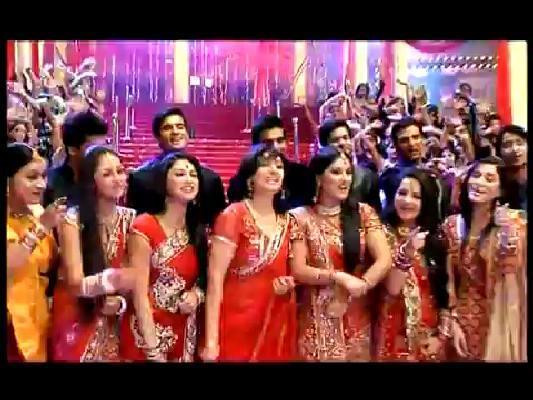 430536_390654067629282_168276469867044_1444793_1587869109_n - Star parivaar Awards 2012 promo shoot