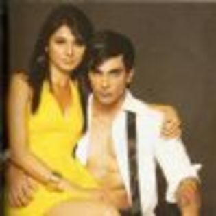 166598-karan-singh-grover-and-jennifer-winget[1]