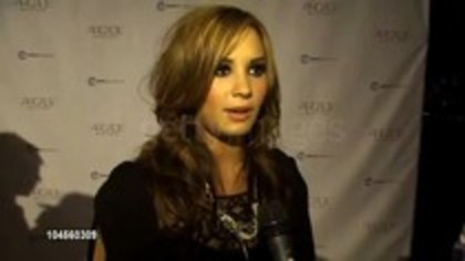 Demi Lovato - Autumn Party Benefiting Children Interview (451) - Demilush - Demi Lovato - Autumn Party Benefiting Children Interview