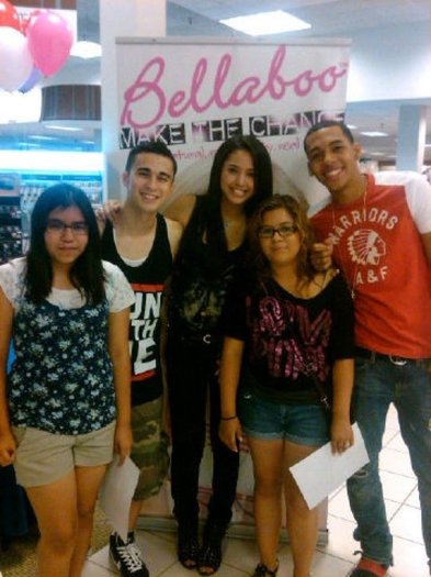 253370_195238460532990_100001405138497_573801_1527856_n - jasmine V3