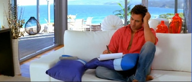 - putin mai tarziu, amby se duce la nick unde discuta... -