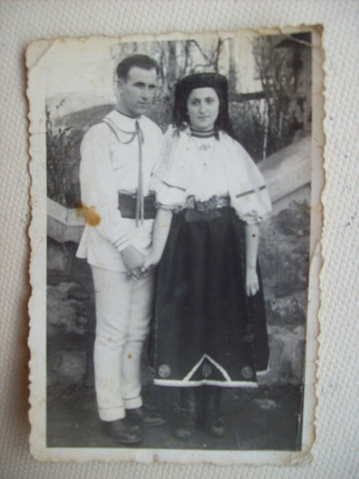 113_3074 VOCILA IOAN  SI EUGENIA . - POZE VECHI DIN PALOS ARDEAL