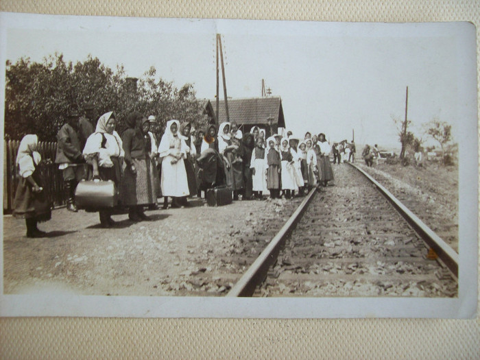 Fosta HALTA C.F.R. PALOS,care a funct. pana prin anii '50 cand s-a dat in funct. NOUA GARA C.F.R.cu  - POZE VECHI DIN PALOS ARDEAL