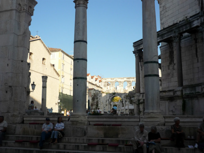 split 079