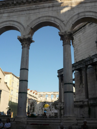 split 080