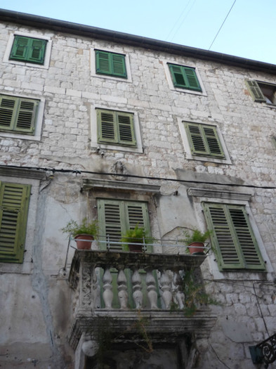 split 111