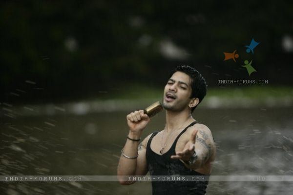 157198-amit-tandon - 0-Amit Tandon