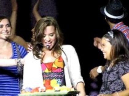 Fans wish Demi a happy 18th birthday (82)