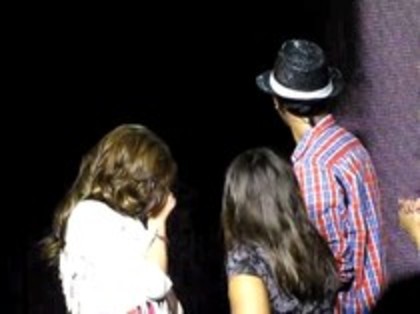 Fans wish Demi a happy 18th birthday (101)
