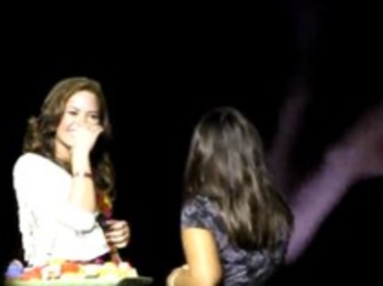 Fans wish Demi a happy 18th birthday (112)