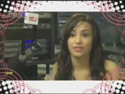 Follow Demi Lovato With AT and T Updates (101) - Demilush - Follow Demi Lovato With AT and T Updates