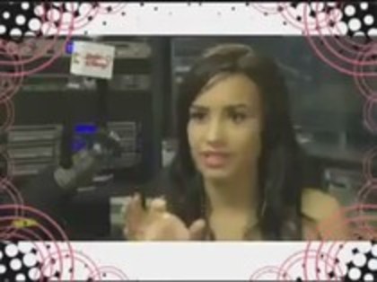 Follow Demi Lovato With AT and T Updates (119)
