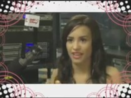 Follow Demi Lovato With AT and T Updates (124)