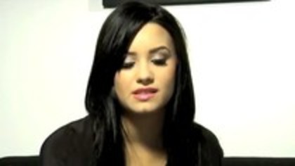 Demi Lovato - Questions and Answers - Buzzworthy (26)