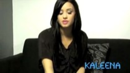 Demi Lovato - Questions and Answers - Buzzworthy (130)