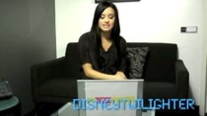 Demi Lovato - Questions and Answers - Buzzworthy (334)
