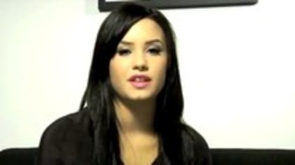 Demi Lovato - Questions and Answers - Buzzworthy (353) - Demilush - Demi Lovato - Questions and Answers - Buzzworthy