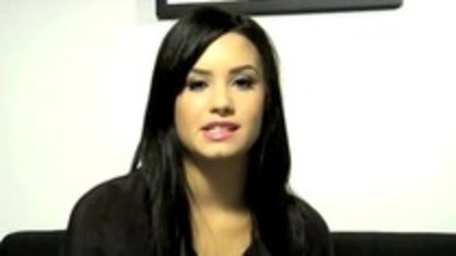 Demi Lovato - Questions and Answers - Buzzworthy (354) - Demilush - Demi Lovato - Questions and Answers - Buzzworthy