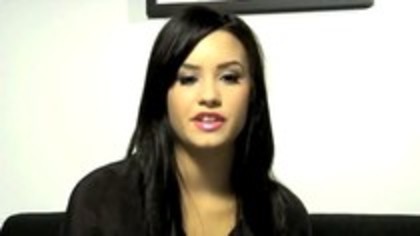 Demi Lovato - Questions and Answers - Buzzworthy (355) - Demilush - Demi Lovato - Questions and Answers - Buzzworthy