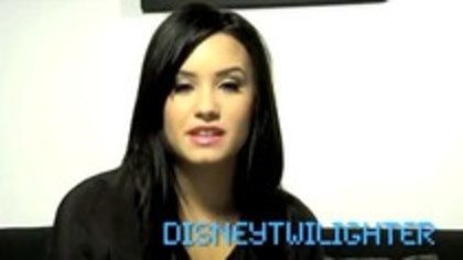 Demi Lovato - Questions and Answers - Buzzworthy (465)