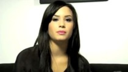 Demi Lovato - Questions and Answers - Buzzworthy (471) - Demilush - Demi Lovato - Questions and Answers - Buzzworthy