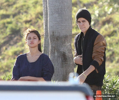 normal_001~28 - xX_Justin and Selena on the set of Spring Breakers
