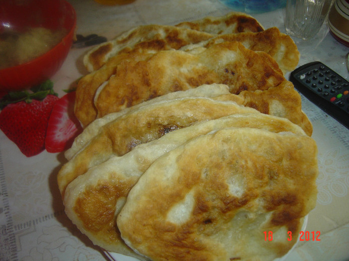 placinte cu varza - 0 DELICII CULINARE
