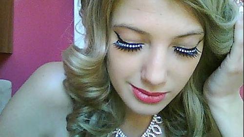 x. Fake` smile`...