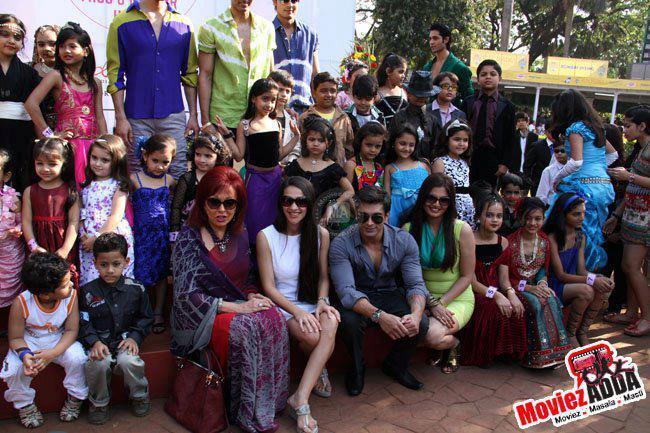 KARAN2 - Karan Singh Grover la Gladrags Little Miss si Master India