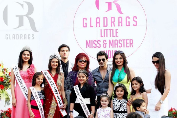 KARAN30 - Karan Singh Grover la Gladrags Little Miss si Master India