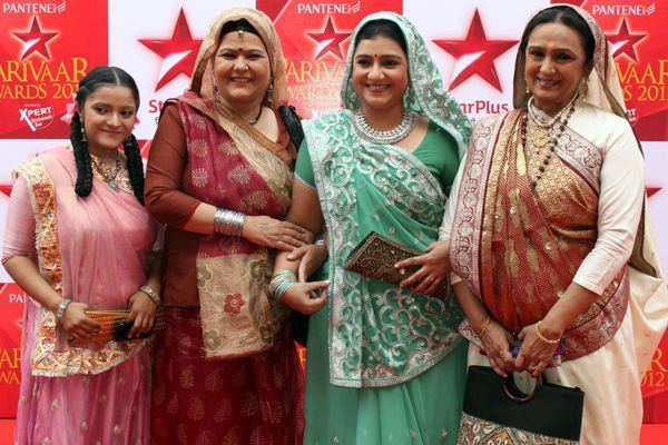 423237_334524696585140_131770483527230_822632_342928815_n - Yeh Rishta Kya Kehlata Hai - Star Parivaar Awards 2012