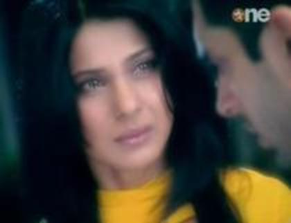 66440904_QAXIXHT3 - castigatoarea JENNIFER WINGET