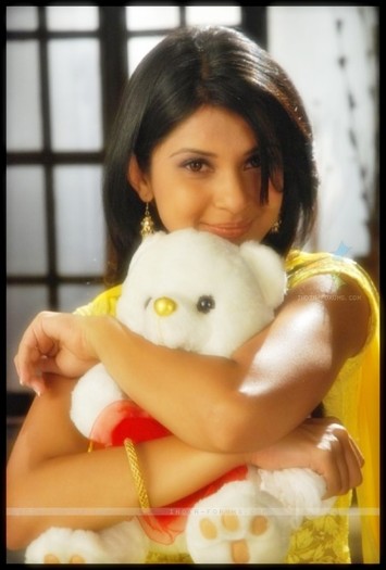  - x-Jennifer Winget 1-x