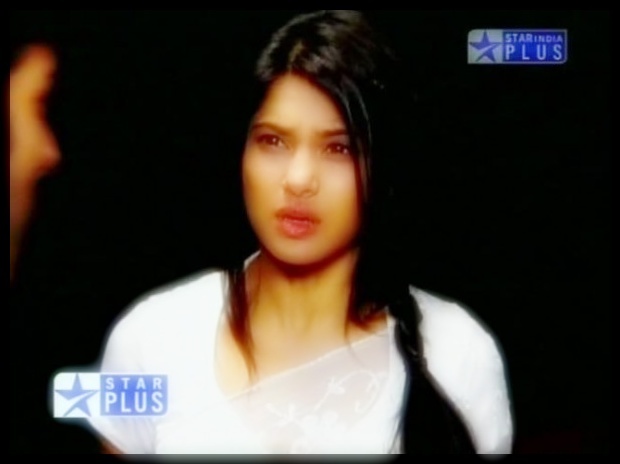  - x-Jennifer Winget 1-x