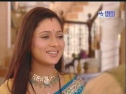 52843187_VFTVGAL2 - sara khan