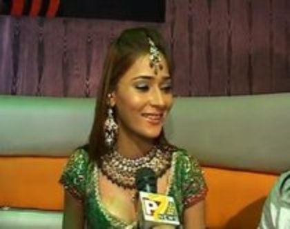 61968100_PRUVBYS3 - sara khan