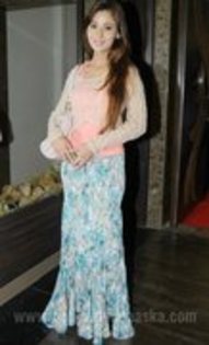 64234907_MRICRYR3 - sara khan