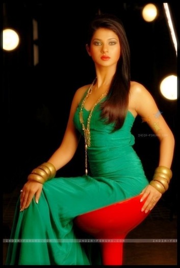  - x-Jennifer Winget 1-x
