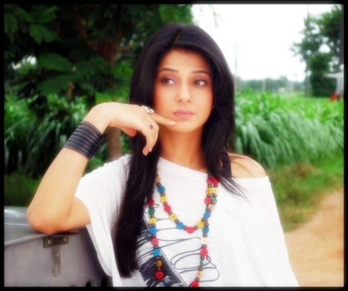  - x-Jennifer Winget 1-x