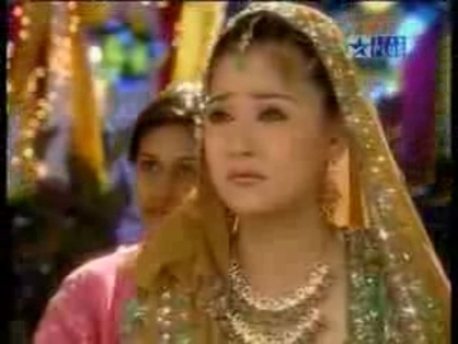 00_07_19 - sara khan