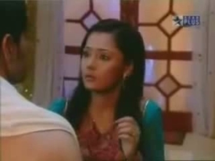 00_03_59 - sara khan 1