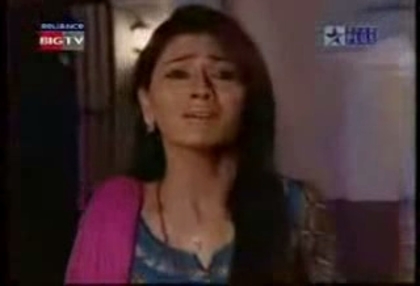 00_01_15 - sara khan