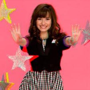 I love Demi!